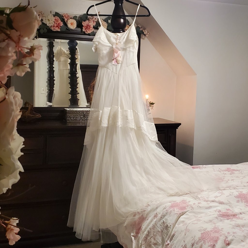 Nwt Loveshackfancy Avianna Tulle & Silk Gown Size: 4